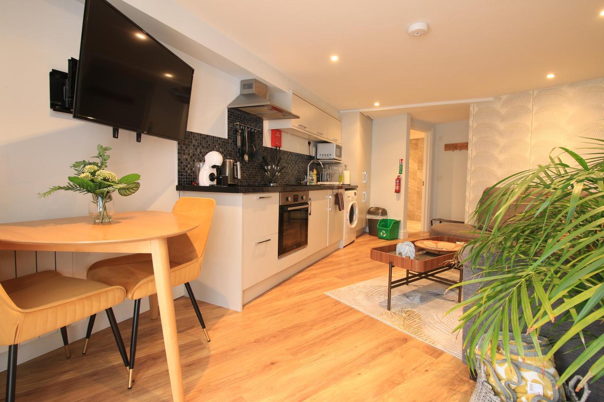 Streamside Apartments Yeovil Luaran gambar
